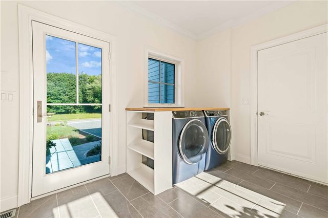 416 Bridgetown Road, South Kingstown, RI 02874