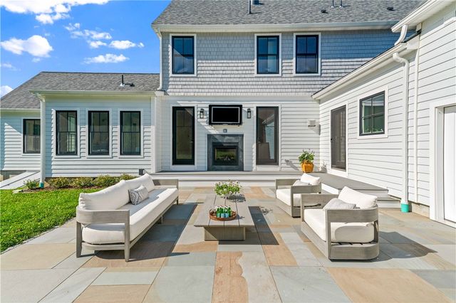 416 Bridgetown Road, South Kingstown, RI 02874