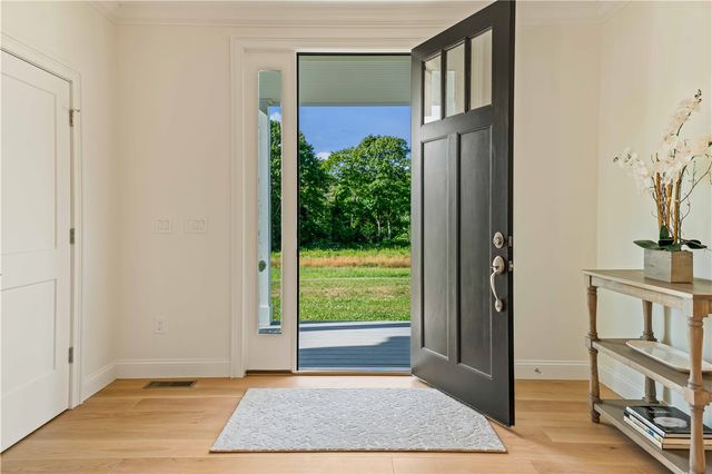 416 Bridgetown Road, South Kingstown, RI 02874