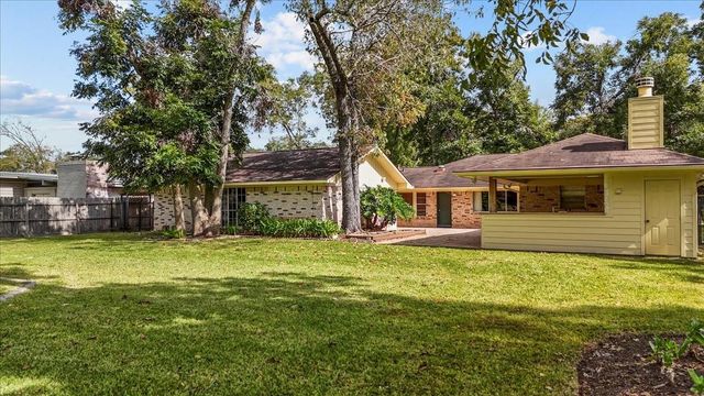 115 Valley Drive, Liberty, TX 77575
