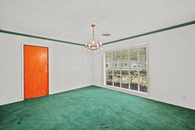 115 Valley Drive, Liberty, TX 77575