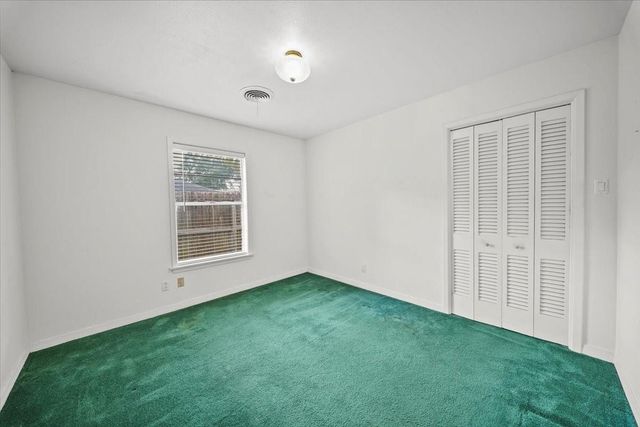 115 Valley Drive, Liberty, TX 77575