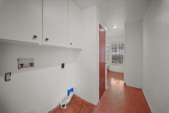 115 Valley Drive, Liberty, TX 77575