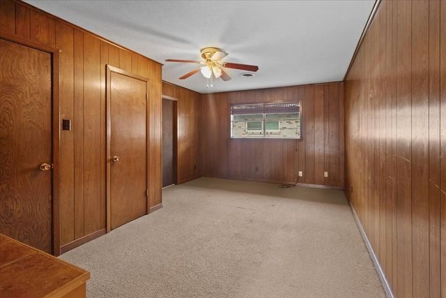 115 Valley Drive, Liberty, TX 77575