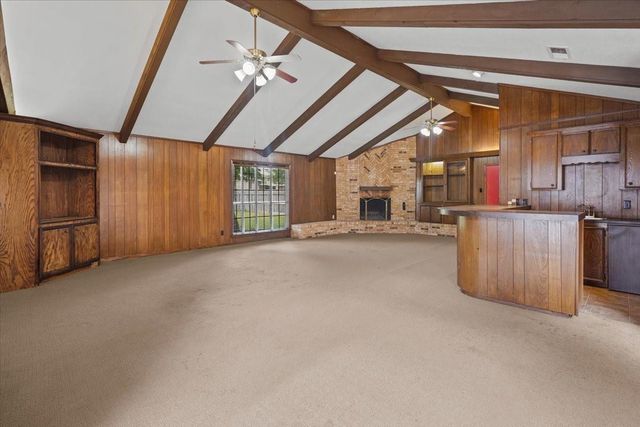 115 Valley Drive, Liberty, TX 77575