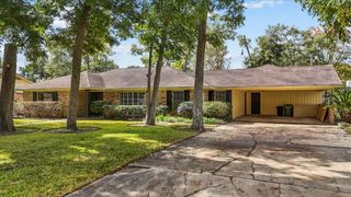 115 Valley Drive, Liberty, TX 77575