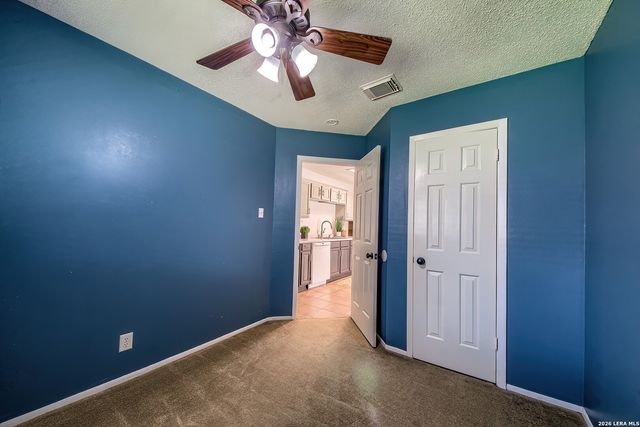 4611 Desert Poppy, San Antonio, TX 78247