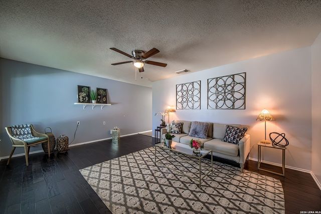 4611 Desert Poppy, San Antonio, TX 78247