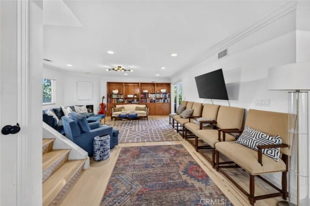411 Fordland Avenue, La Verne, CA 91750
