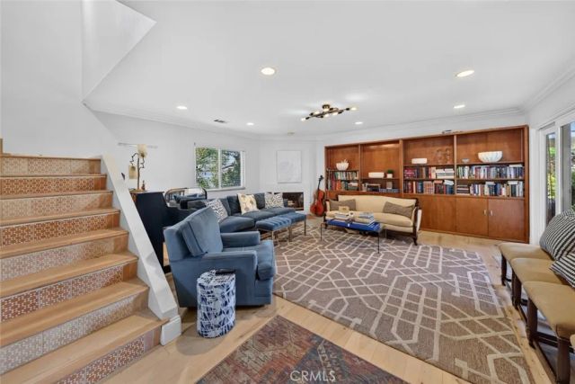 411 Fordland Avenue, La Verne, CA 91750