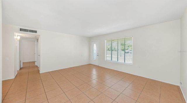 11234 68TH AVENUE N, Seminole, FL 33772