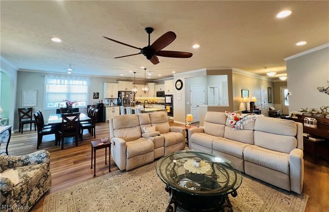 7924 Heatherglen Drive, Mentor, OH 44060
