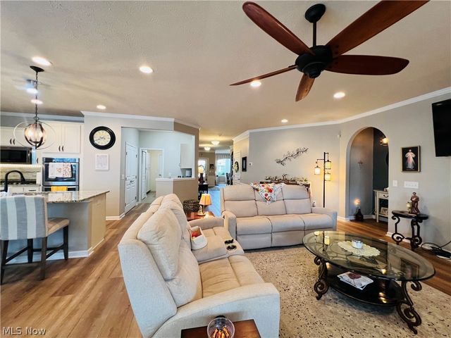7924 Heatherglen Drive, Mentor, OH 44060