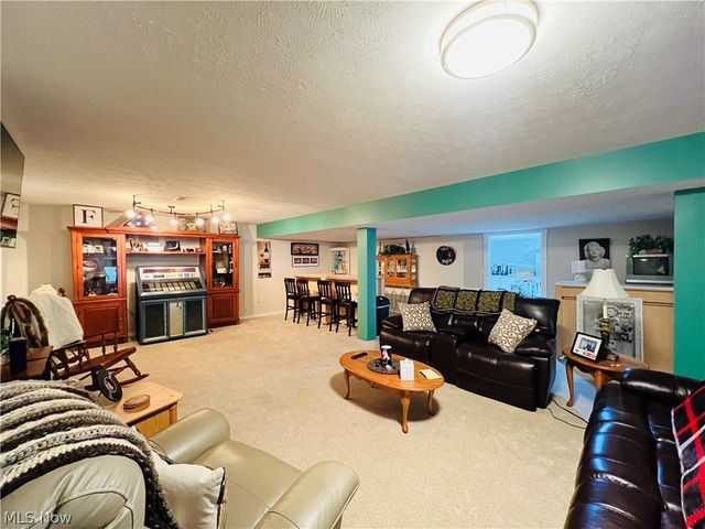 7924 Heatherglen Drive, Mentor, OH 44060