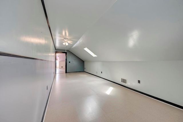 904 S Walnut ST, Georgetown, TX 78626