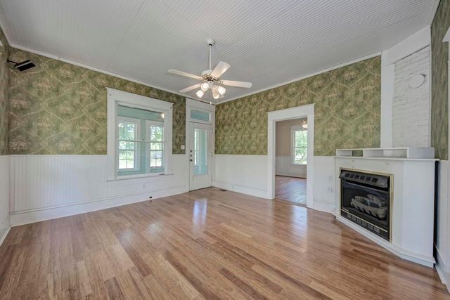 904 S Walnut ST, Georgetown, TX 78626