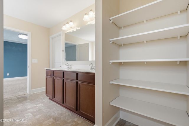447 Avendale Drive, Rocky Point, NC 28457