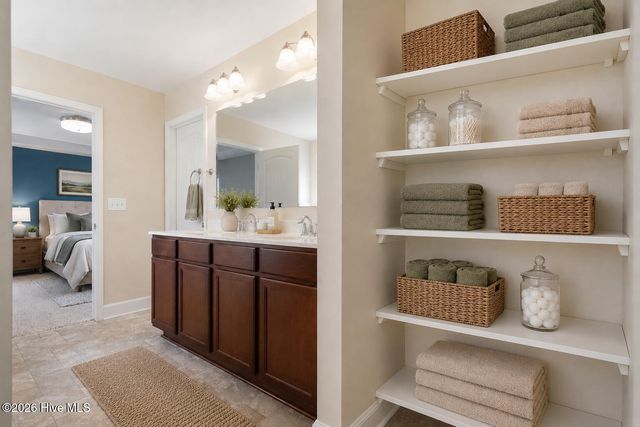 447 Avendale Drive, Rocky Point, NC 28457