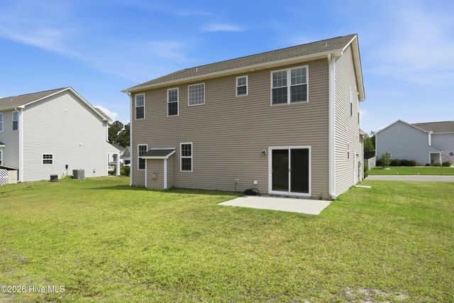 447 Avendale Drive, Rocky Point, NC 28457