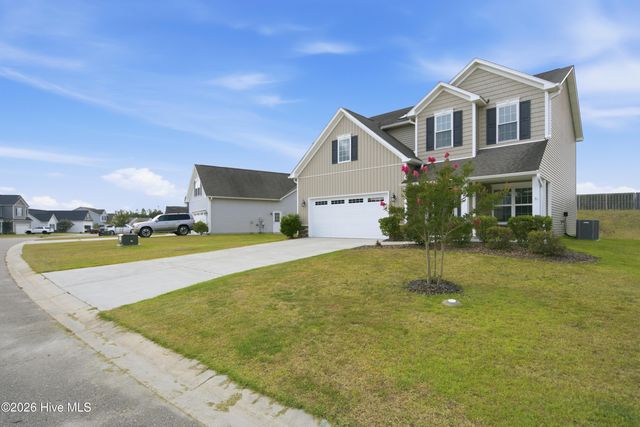 447 Avendale Drive, Rocky Point, NC 28457