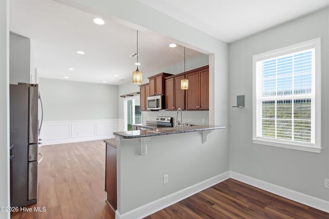 447 Avendale Drive, Rocky Point, NC 28457