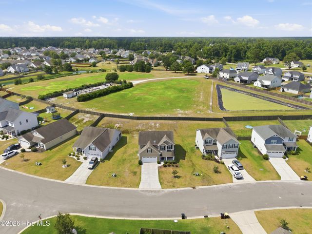 447 Avendale Drive, Rocky Point, NC 28457
