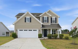 447 Avendale Drive, Rocky Point, NC 28457