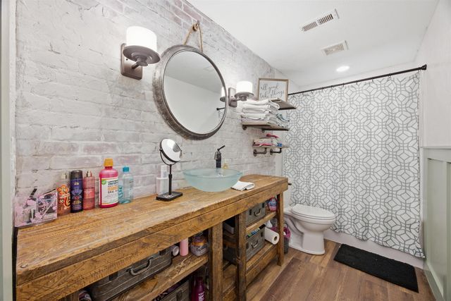 10807 W 35th, Wichita, KS 67215