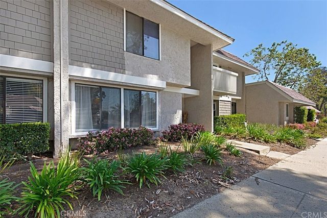 21708 Lake Vista Drive, Lake Forest, CA 92630