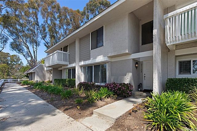 21708 Lake Vista Drive, Lake Forest, CA 92630