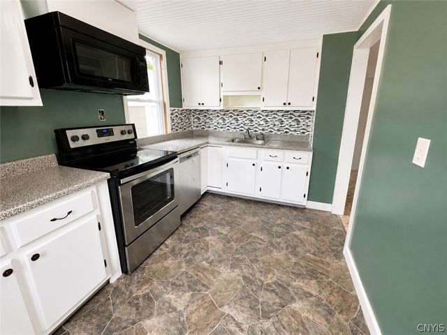 312 Oakwood Street, Rome, NY 13440