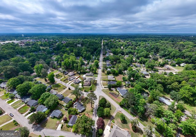 603 Piney Woods Drive, Lagrange, GA 30240