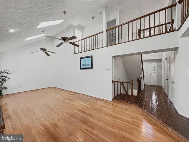 3823 GROSVENOR DR, Ellicott City, MD 21042