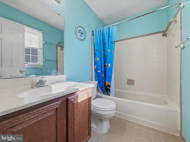 3823 GROSVENOR DR, Ellicott City, MD 21042