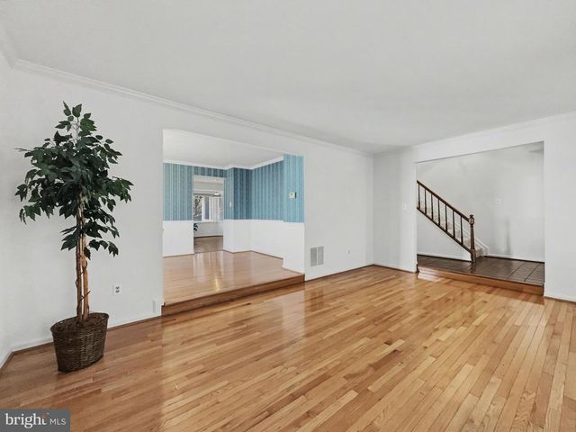 3823 GROSVENOR DR, Ellicott City, MD 21042