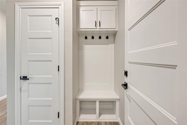 514 Grand Sycamore Drive, Washington, OK 73093