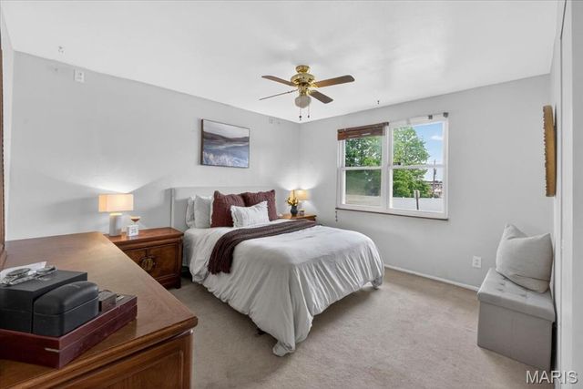 3301 Avenue H, St Louis, MO 63125