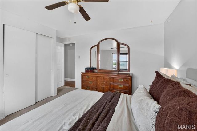 3301 Avenue H, St Louis, MO 63125