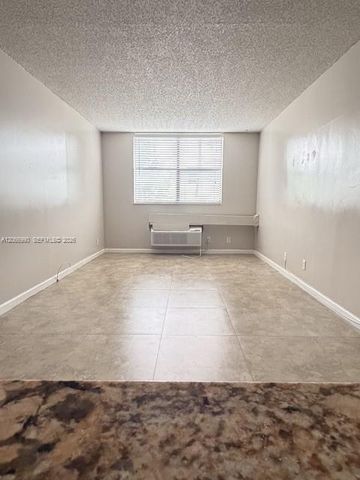 2501 Riverside Drive 114-A, Coral Springs, FL 33065