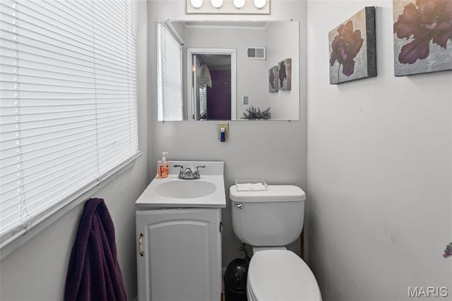 4423 Little Chief Drive, St Louis, MO 63123