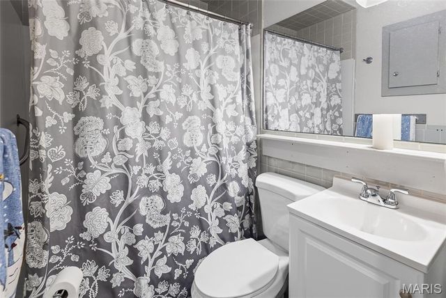 4423 Little Chief Drive, St Louis, MO 63123