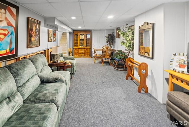 4423 Little Chief Drive, St Louis, MO 63123