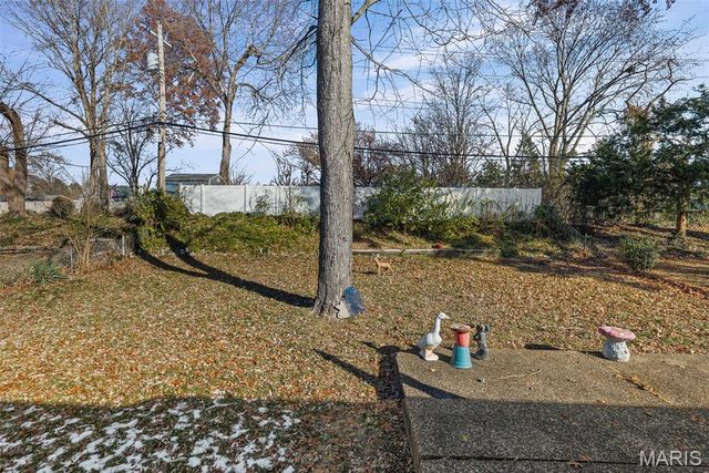 4423 Little Chief Drive, St Louis, MO 63123