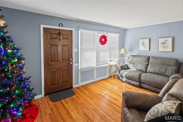 4423 Little Chief Drive, St Louis, MO 63123