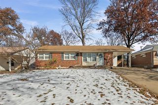 4423 Little Chief Drive, St Louis, MO 63123