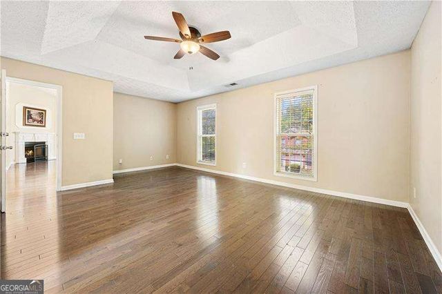 5822 Bridgeport Court, Flowery Branch, GA 30542