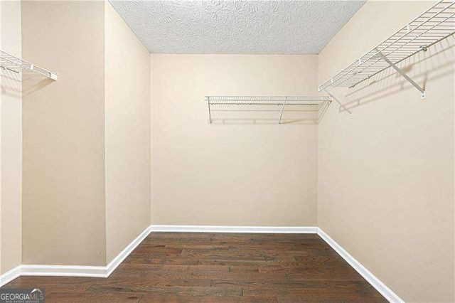 5822 Bridgeport Court, Flowery Branch, GA 30542