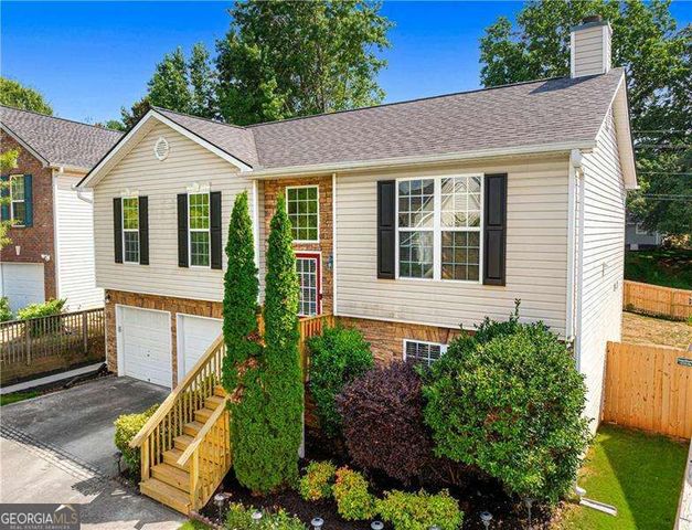5822 Bridgeport Court, Flowery Branch, GA 30542