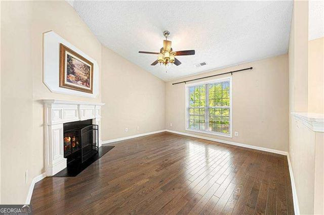 5822 Bridgeport Court, Flowery Branch, GA 30542