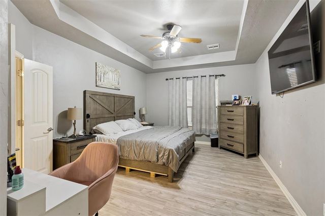 805 Brian Court, Moore, OK 73160